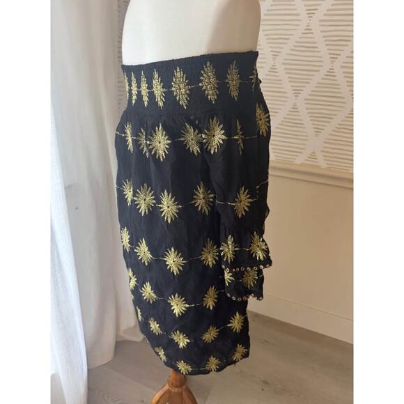 Boston Proper Women’s Large Black & Gold Metallic Detail Off-The-Shoulder Dress - Picture 6 of 7